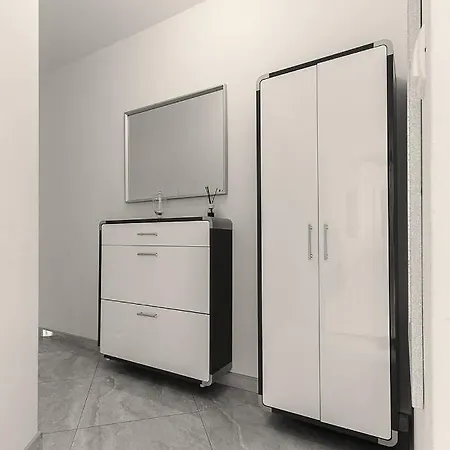 Family-friendly With Swimming Pool Klenovica, Novi Vinodolski - 18260 كلينوفيتسا