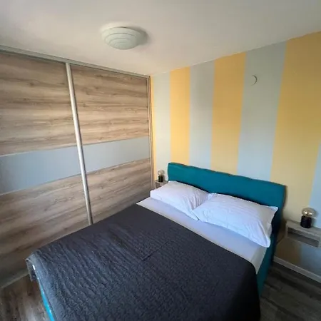 شقة Family-friendly With Swimming Pool Klenovica, Novi Vinodolski - 18260
