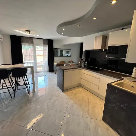 Family-friendly With Swimming Pool Klenovica, Novi Vinodolski - 18260 شقة