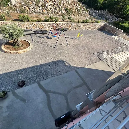 Family-friendly With Swimming Pool Klenovica, Novi Vinodolski - 18260 شقة